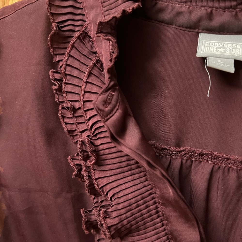 Converse All Star Women’s Sz L Blouse Burgundy Top Summer Shirt - Picture 4 of 8